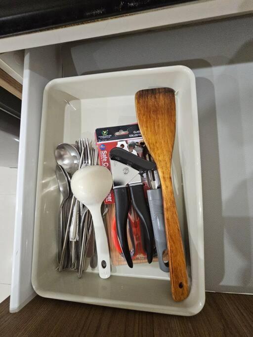 Kozi Square Comfort Studio Home 2C كوشنج المظهر الخارجي الصورة